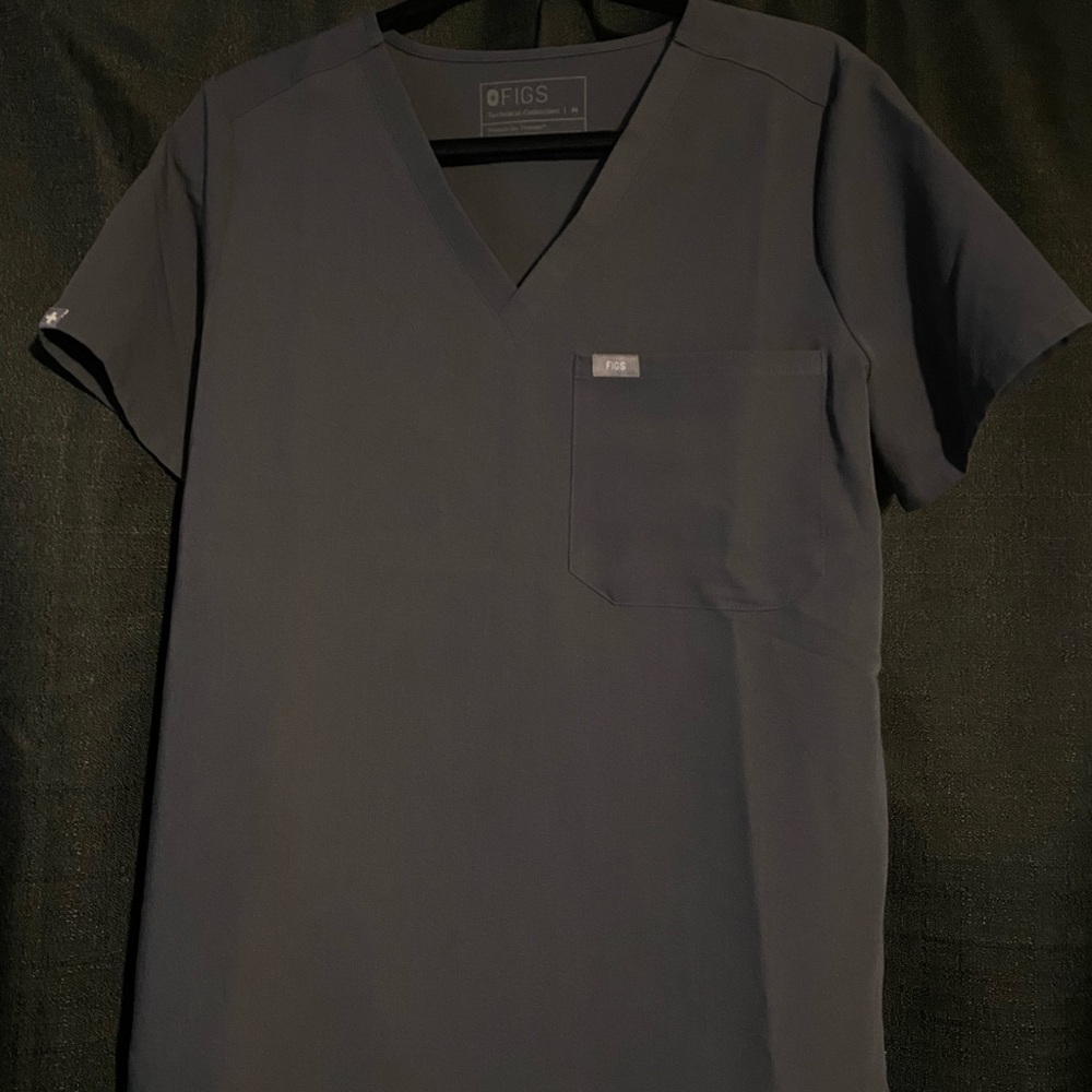 Figs women medium scrub top
